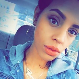 Meet your Posher, Jocelynne